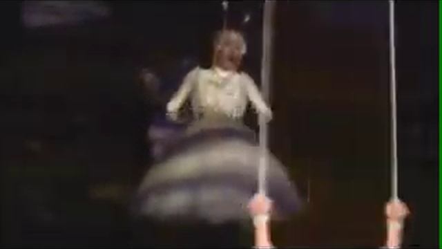 Cirque du soleil Alegria (Flyman) Nancy Arnaud oct2012 смотреть онлайн