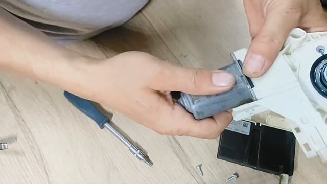 Ситроен С5 - СТЕКЛОПОДЪЕМНИКИ - настройка режимов - диагностика, РЕМОНТ привода водительского окна смотреть онлайн