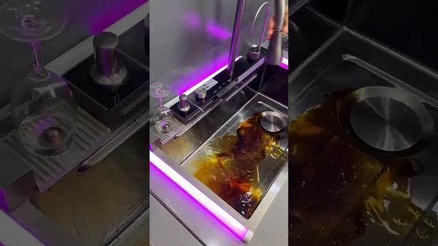 Видео с раковиной мечты набрало почти 8 миллионов просмотров в Х (Твиттере).

Она называется Nano 30