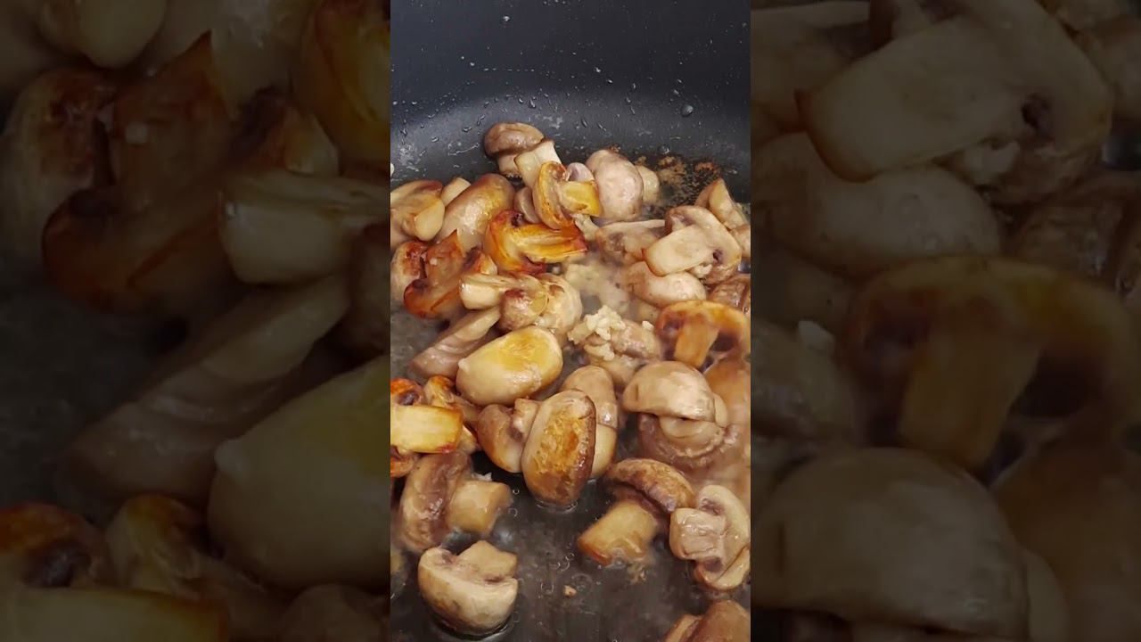 ЖАРЕННЫЕ ШАМПИНЬОНЫ. #хорошийвкус #рецепты #shortvideo смотреть онлайн