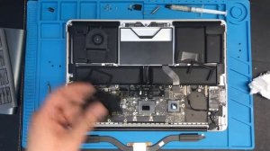 Греется и шумит MacBook Pro (Решение) замена термопасты // X-RepaiR
