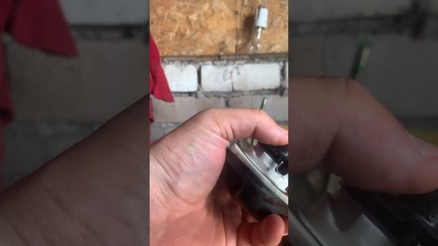 Замена поводка с AliExpress крышки бензобака BMW F10 смотреть онлайн