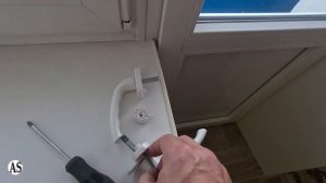 Как поменять ручку на пластиковой двери балкона