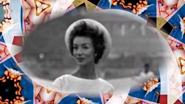 The Traditional Ladylike Lady смотреть онлайн