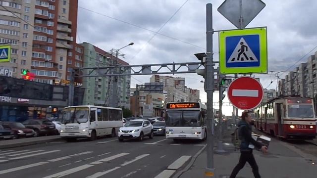 Остановка Санкт-Петербурга 8-228: ст. м. Комендантский пр. (06.06.18) смотреть онлайн