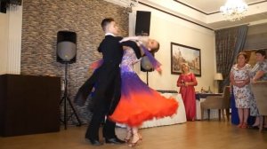 Страстный вальс под "Je Suis Malade"!