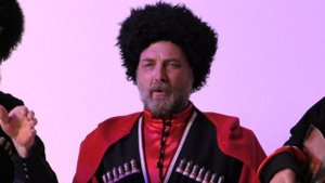 Ансамбль Батеев круг (г.Москва)_В саду дерево цветет