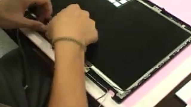 MSI M673 MS-1635 LCD смотреть онлайн