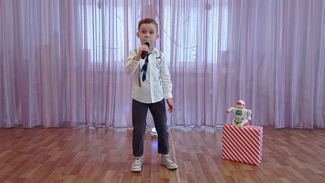 г.Сосновый Бор Тихомиров Саша МБДОУ"ДС7" муз.руководитель ТихомироваЕВ А.Пряжников "Робот Бронислав смотреть онлайн