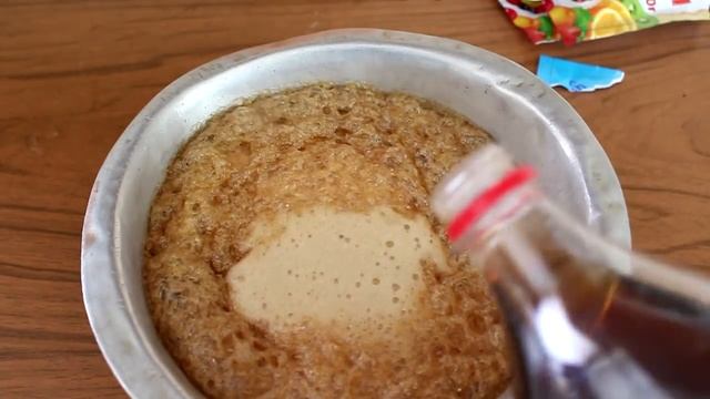 ЖЕЛЕЙНЫЙ МЕДВЕДЬ ВАЛЕРА ИЗ КОКА КОЛЫ! СДЕЛАЛ ЖЕЛЕ МЕДВЕДЯ ИЗ КОКА КОЛЫ смотреть онлайн