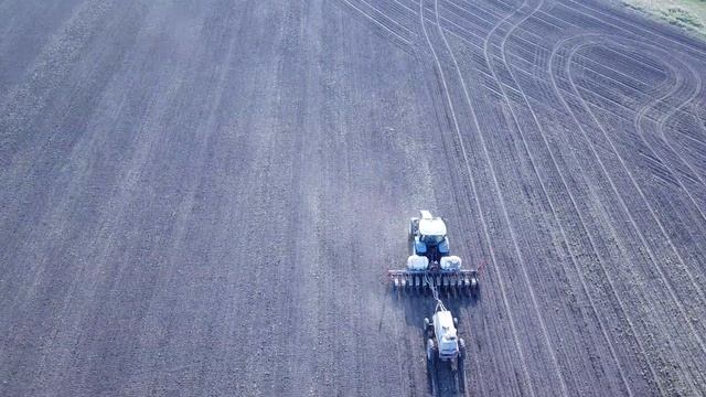 Посев сахарной свеклы Planter2 с жидкими удобрениями 13.04.2018 смотреть онлайн