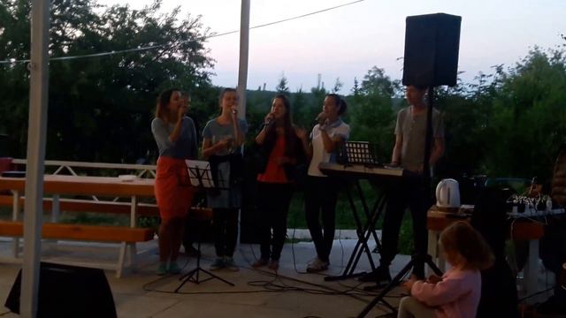 С высоты небес над всей Землёй (Господь, цари всегда во мне) - песня смотреть онлайн