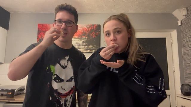 Trying out Too good to go app magic bags! | COUPLE MUKBANG смотреть онлайн