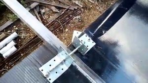 Соединение листов поликарбоната с помощью н-образного профиля в одно рабочее лицо