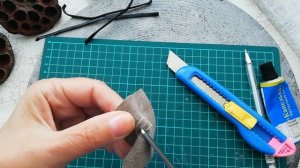 Как сделать оправу для камня из натуральной кожи. Второй способ. Фоторяд с украшениями.