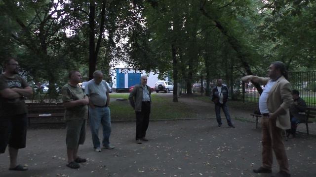 Кандидат в депутаты Мосгордумы Максим Шингаркин и жители Вешняков в Москве смотреть онлайн