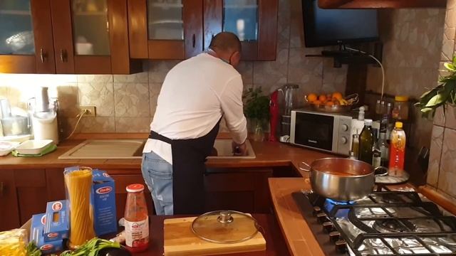 Рецепты: Готовим соус Болоньезе [ Кухня Тосканы ] смотреть онлайн