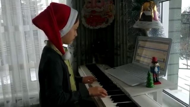 SOFT MOZART Winter Recital 2020-2021 Vanya (11) plays Ознак: Чайковский "Танец Феи Драже" дв рук смотреть онлайн