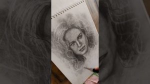 РИСУЮ портрет карандашом Сара Джессика Паркер/Кэрри Брэдшоу #портрет #рисунок #art #shorts #художник