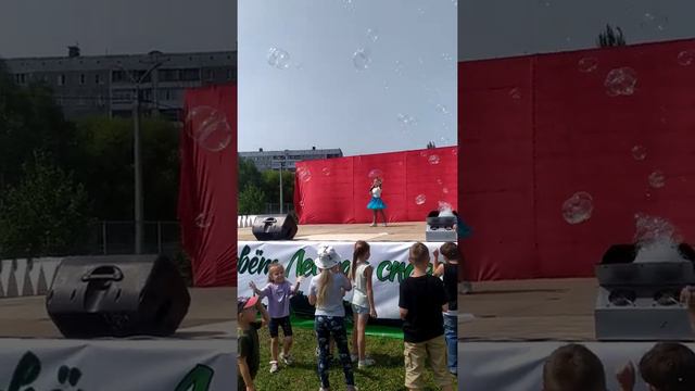 На большом воздушном шаре Анна Селиверстова смотреть онлайн