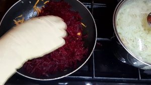 Меню на день. Борщ, рыбные оладушки