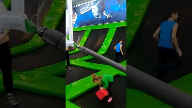 Где же провести свои выходные? В НЕВЕСРМОСТИ!!! Батутный центр Невесомость Воронеж