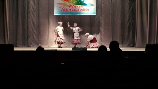 Танец с палочками #РусскаяПляска смотреть онлайн