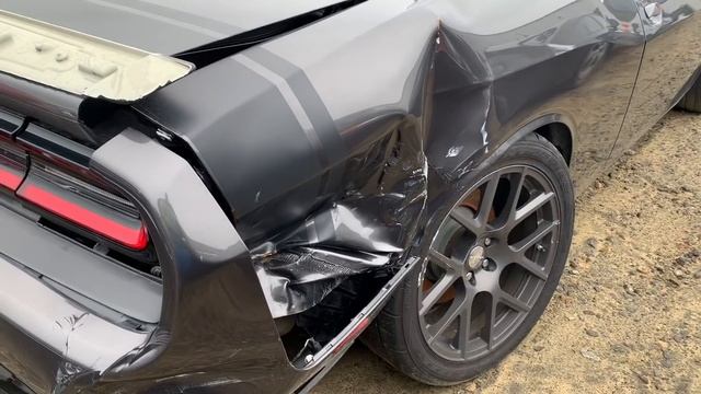 BETTER THAN TELSA? I FOUND A FISKER KARMA ECOCHIC AT THE INSURANCE AUTO AUCTIONS! смотреть онлайн