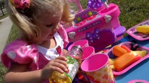 День Рождения МИННИ МАУС Приехали Гости Микки Маус и Mинни Minnie's Bow Toons Toys Видео для Детей