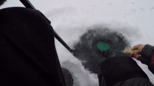 РАЗОБЛАЧЕНИЕ! Эхолот для рыбалки зимой? Опустила камеру в лунки с эхолотом! #77