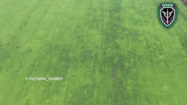 Республиканские силы уничтожают позиции ВСУ в окрестностях Угледара.mp4 смотреть онлайн