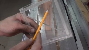 Как быстро найти центр у квадрата