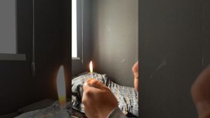 Замедленная съемка на айфон 14про. Дезодорант и зажигалка
