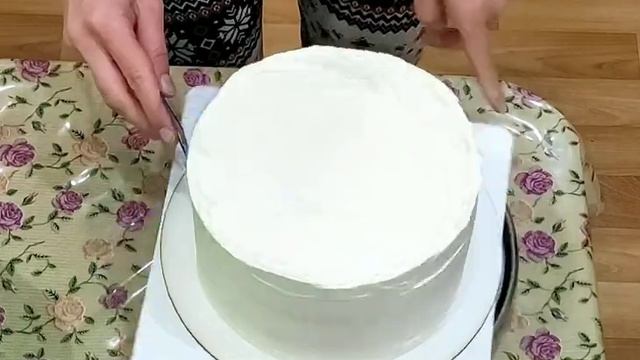 Как выровнять торт подручными средствами