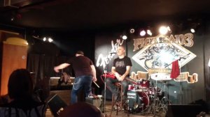 ВЯЧЕСЛАВ ИГНАТОВ - соло на барабанах