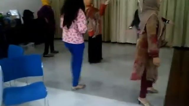 Temu Kangen di Taman Bunga "Wiladatika" смотреть онлайн