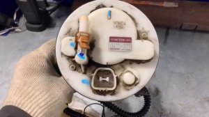 Фильтр топливный от Honda Stepwgn