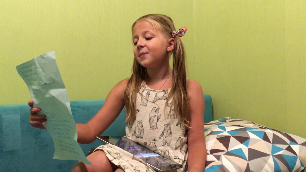 Милана 8 лет сочиняет песни