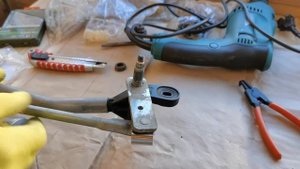 Китайские клипсы для ремонта трапеции дворников Fabia