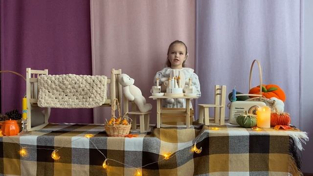 Юлия Муланова, 6 лет. Елена Старишко, «Маленький зайчонок»