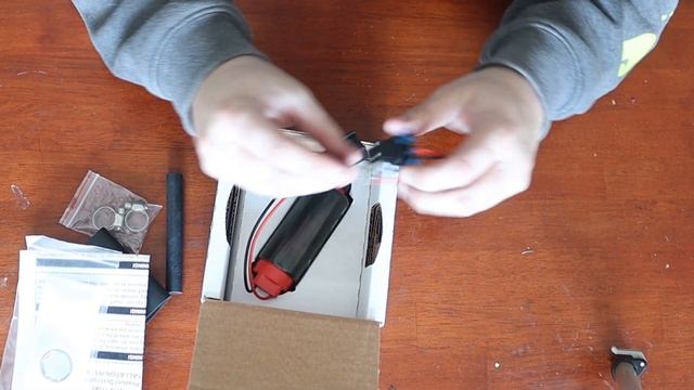 Aeromotive 340LPH fuel pump unboxing, review, and Impression/Inspection смотреть онлайн