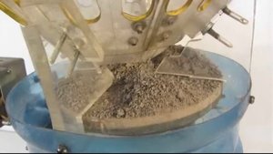 Нова система выгрузки извести из шахтной обжиговой печи.