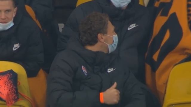 КУРТУА УНИЗИЛ РОНАЛДУ. Крутые финты голкиперов. Футбольный топ @120 ЯРДОВ смотреть онлайн