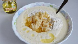 Манник с грушей