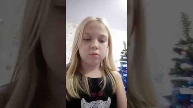 ОБЗОР украшения на новый год в моей комнате. Ничка клубничка смотреть онлайн