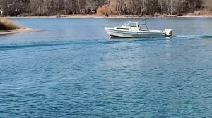 Honda BF225 on boat Yamaha F22, preliminary tests