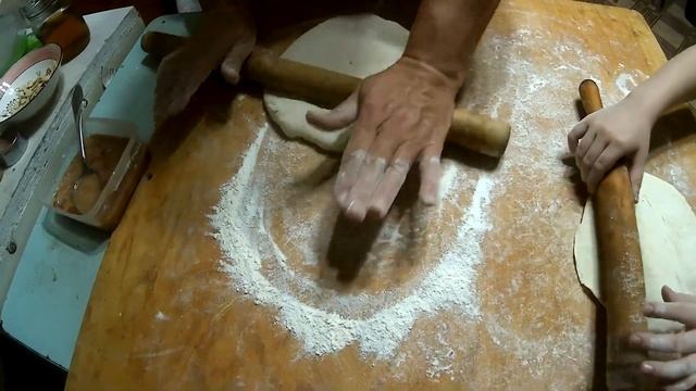 Рогалики с повидлом на смальце!!! Для экономных хозяек!!! Всего 3 ингредиента и все готово!!!