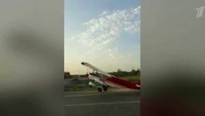 В Чечне произошло ДТП с участием автомобиля и самолета