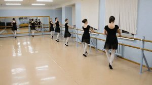 8 класс, классический танец, станок, ДШИ 1,хореографическое отделение