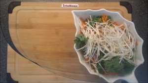 САЛАТ С КАПУСТОЙ КАЛЕ И МОРКОВЬЮ. Для стройной фигуры.